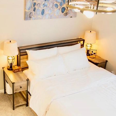 Hometel Premium Guest Suite W/ Private Entrance Ypsilanti Eksteriør billede