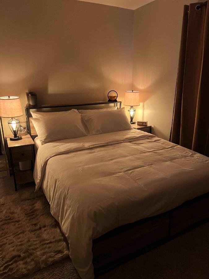 Hometel Premium Guest Suite W/ Private Entrance Ypsilanti Eksteriør billede